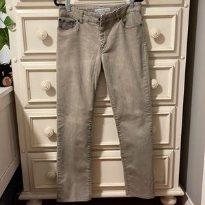 Euc Chico’s platinum jeans